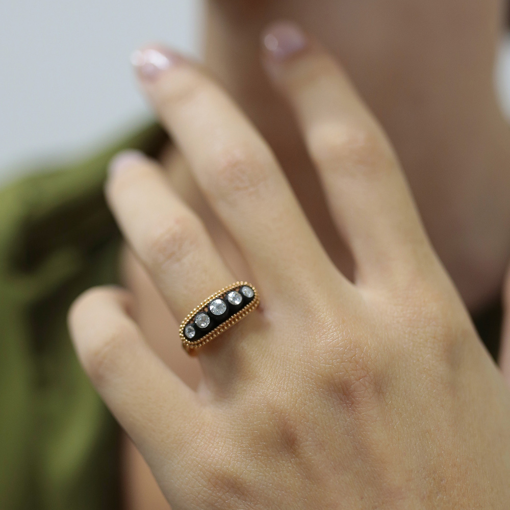 0.29 ct. Elmas Beştaş Yüzük