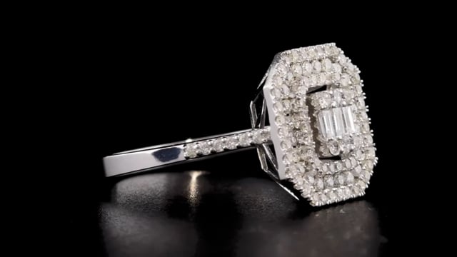 0.70 ct. Pırlanta Baget Yüzük