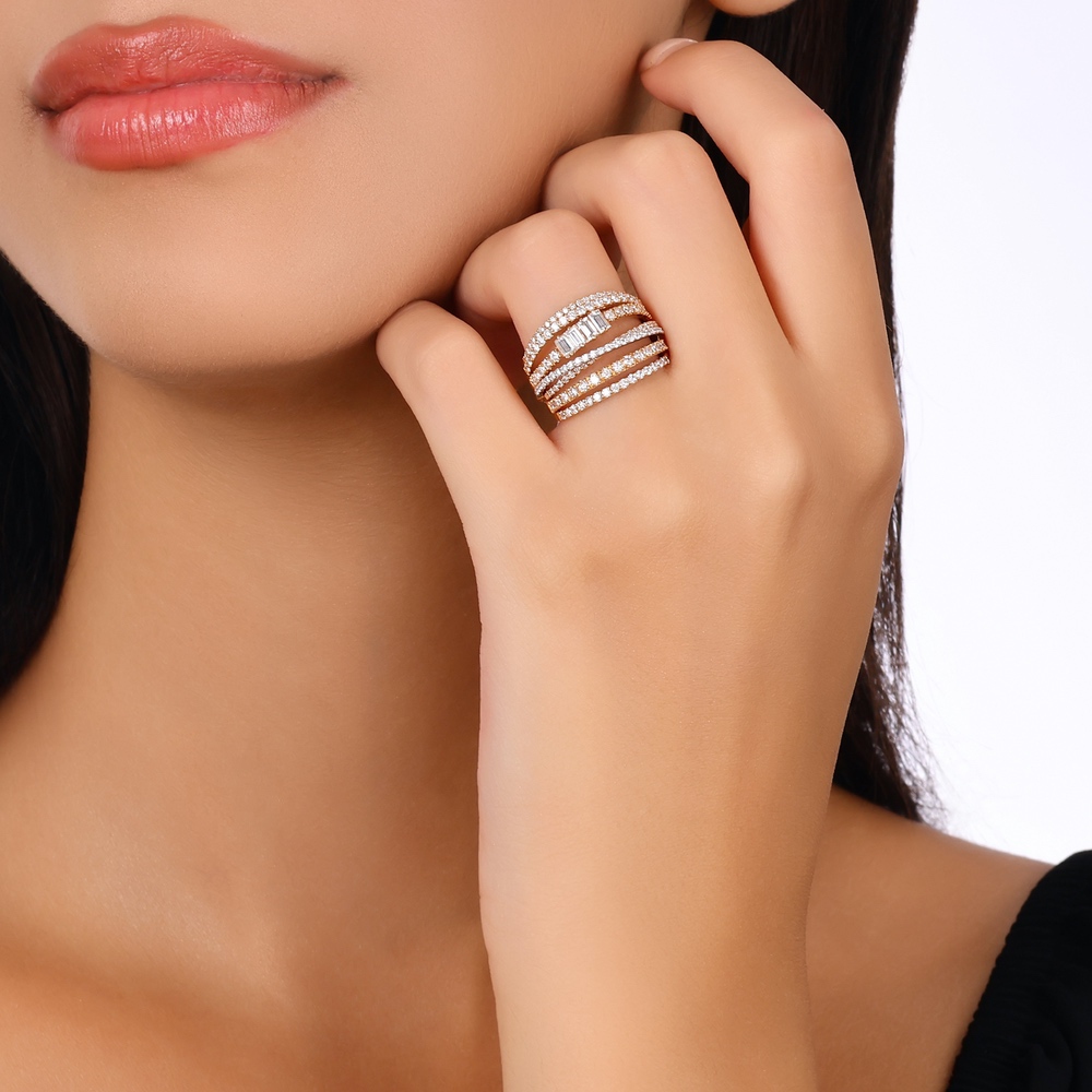 1.69 ct. Pırlanta Baget Yüzük