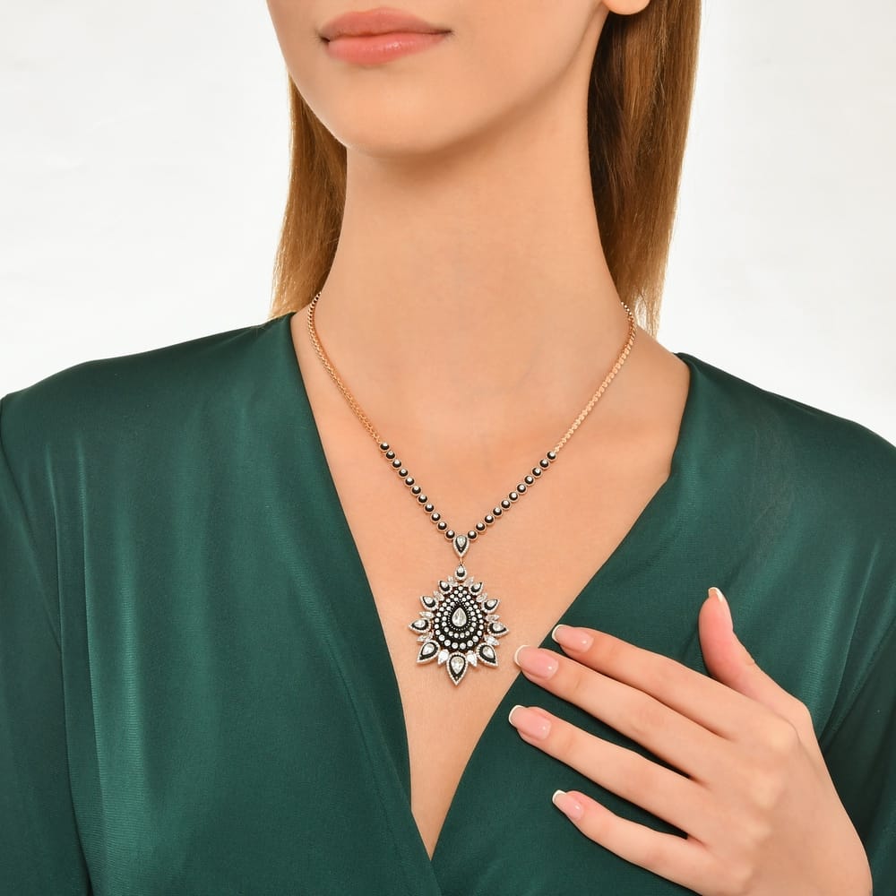 5.03 ct. Elmas Kolye 5.03 ct. Elmas Kolye