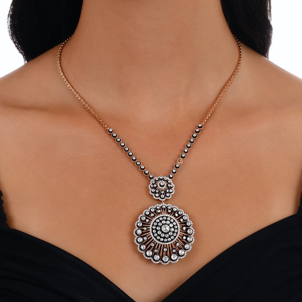 8.35 ct. Elmas Kolye