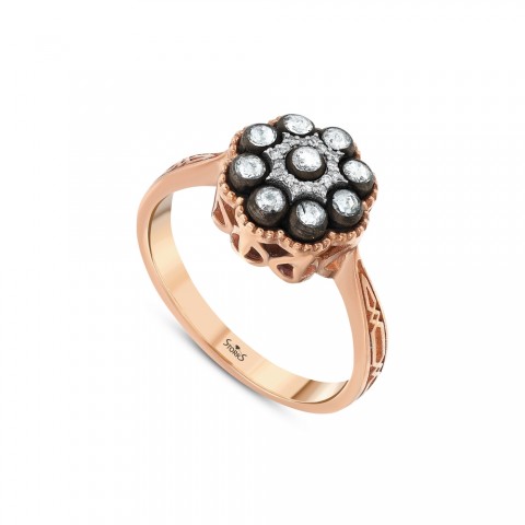 0.23 ct. Elmas Yüzük