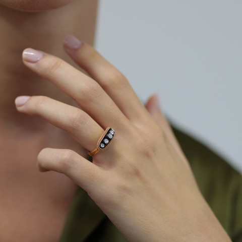 0.29 ct. Elmas Beştaş Yüzük
