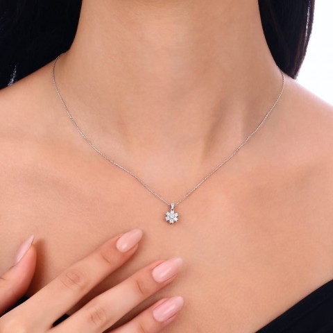 0.34 ct. Pırlanta Kolye