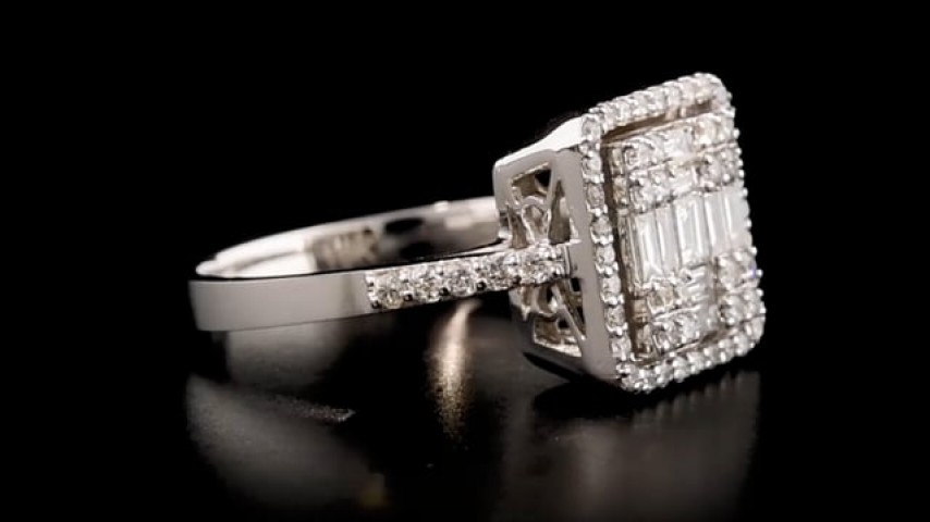 0.77 ct.Pırlanta Baget Yüzük