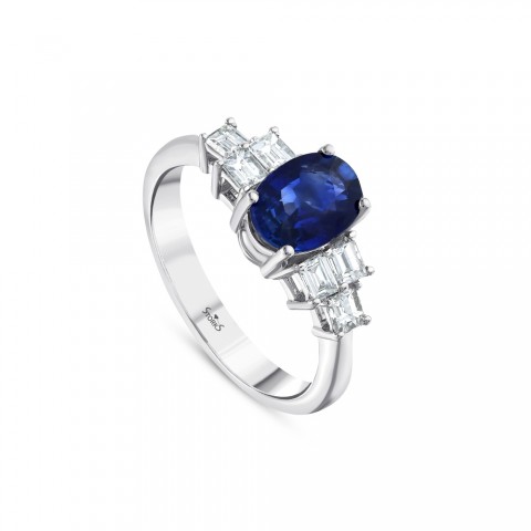 1.86 ct. Pırlanta Baget Doğal Safir Yüzük