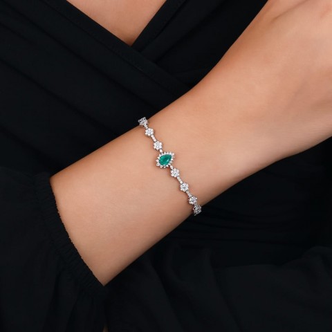 3.52 ct. Pırlanta Doğal Zümrüt Bileklik