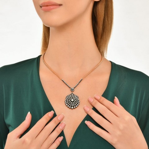 4.09 ct. Elmas Kolye
